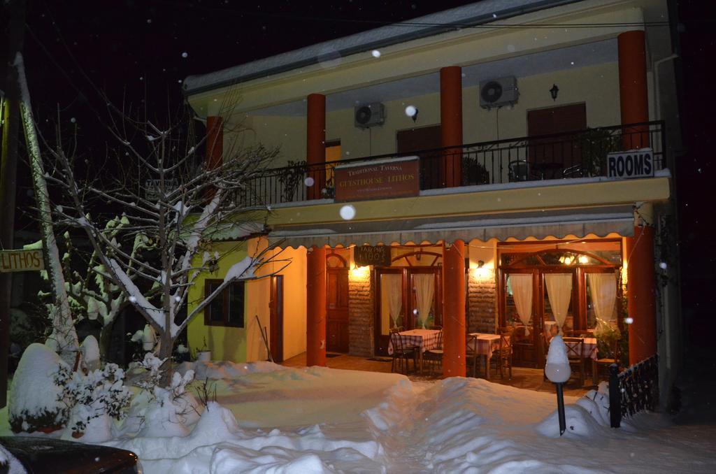 Guesthouse Lithos Kalampáka Eksteriør bilde